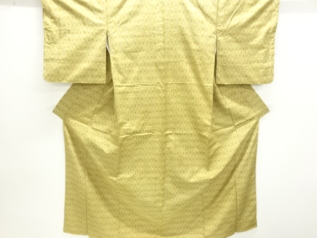 JAPANESE KIMONO / TSUMUGI / WOVEN KASURI PATTERN